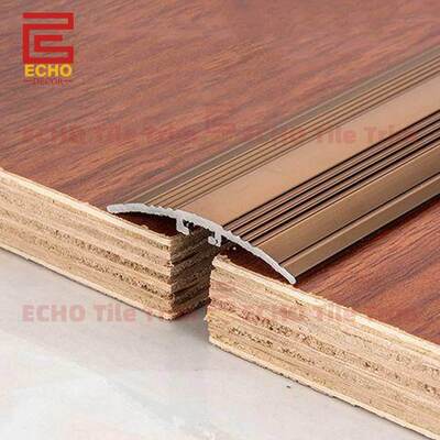 Divisor de madera dura a baldosas Tiras de transición de piso de la misma altura